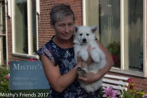 Misthy's Friend Dobby met Thea