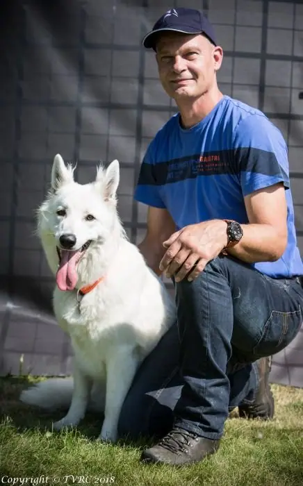 Zwitserse witte herder Misthy's Friends teef Pippa September 2018 met mijn baas