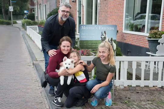 Zwitserse witte herder pup Roxy Pippa